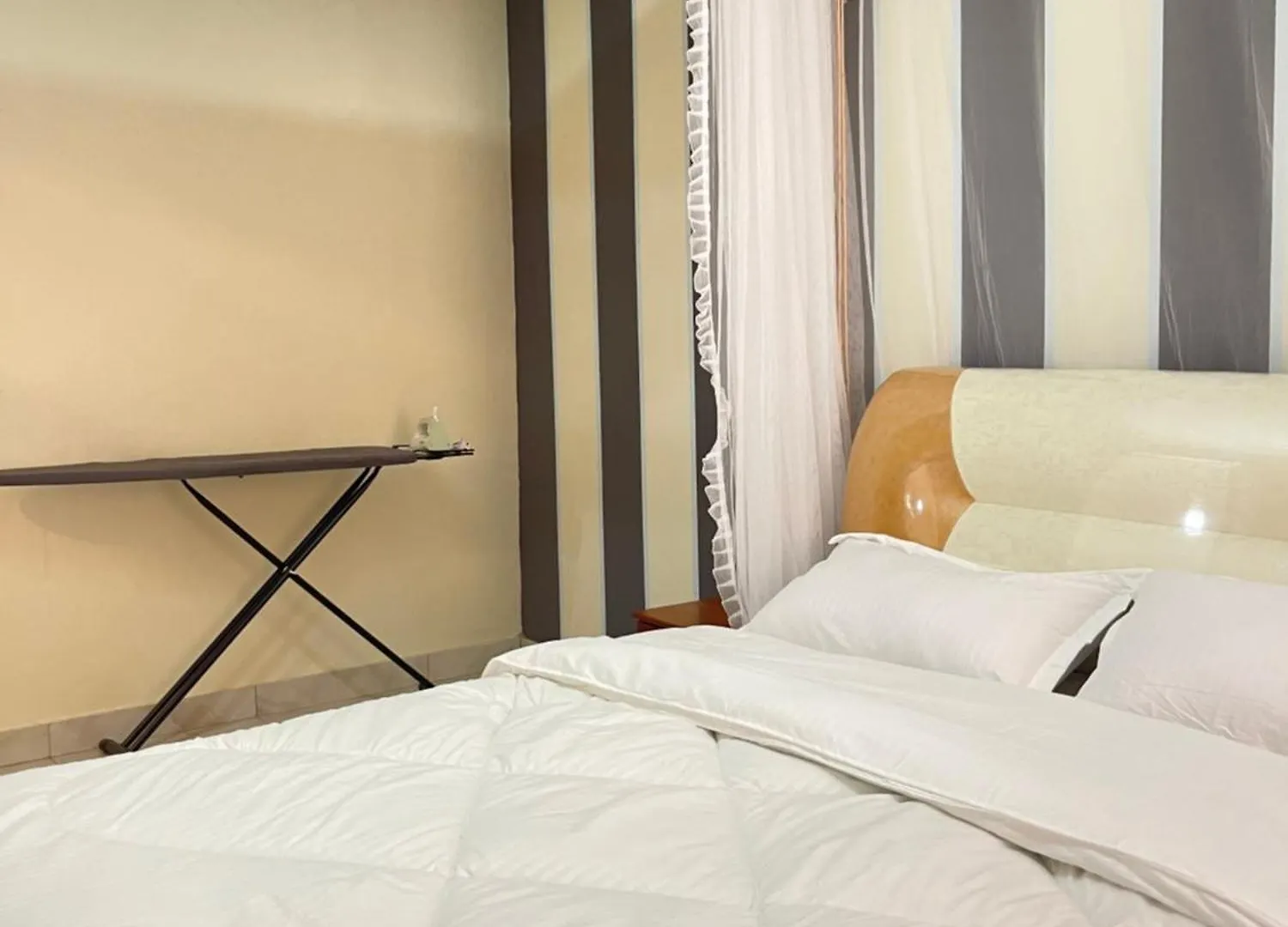 Laven M2 Apartment Kampala